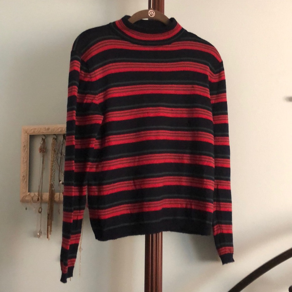 cute tiktok inspired “e girl” turtleneck